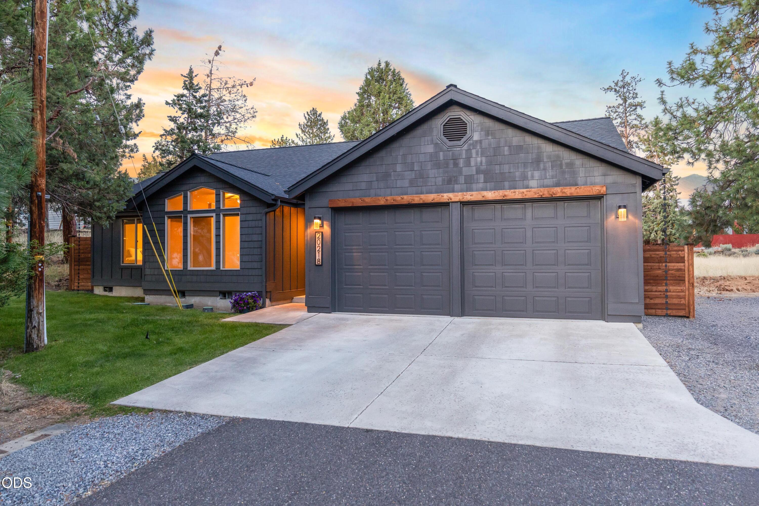 20218 Archie Briggs Road Bend, OR 97703 - Photo 1 of 34