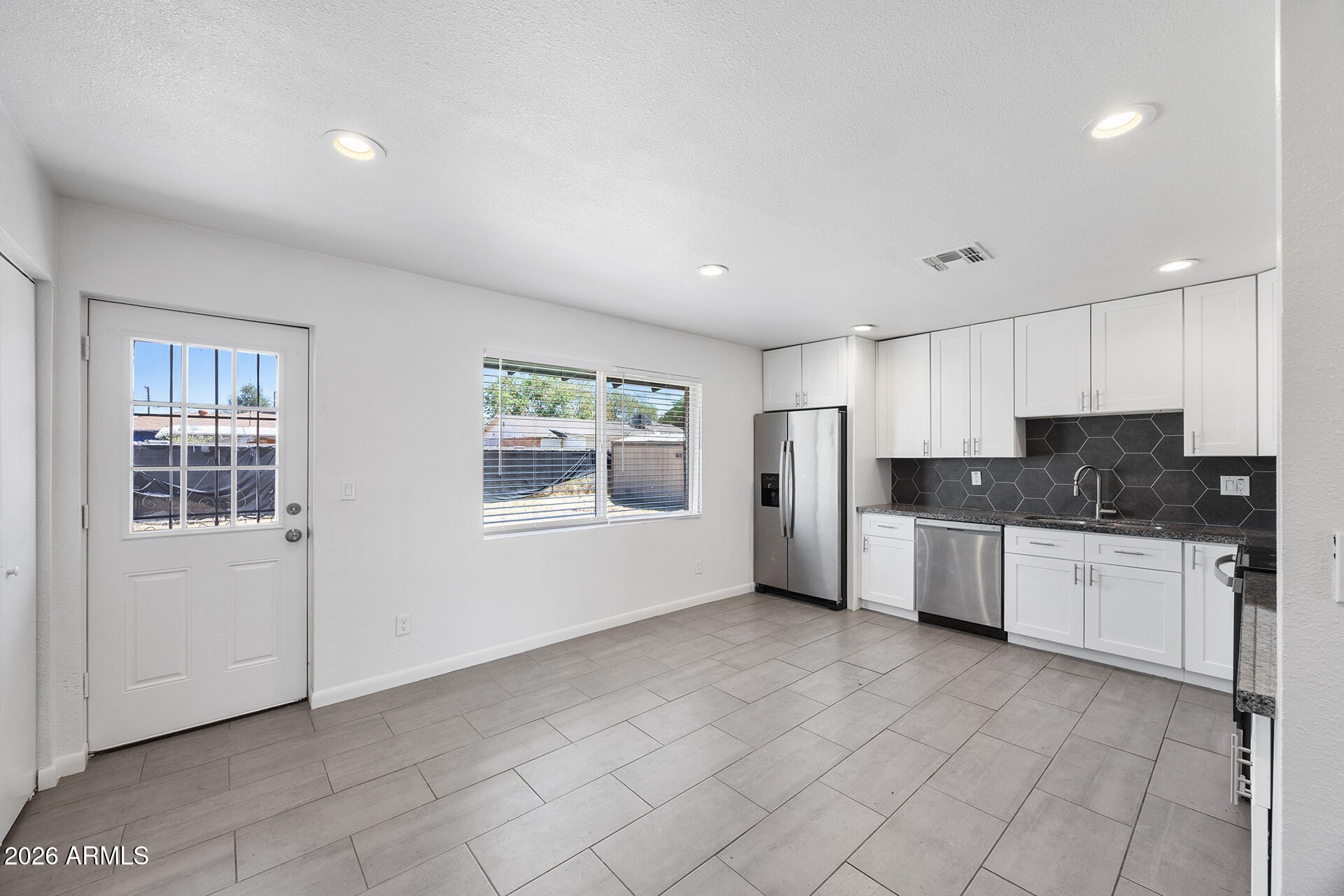 3920 West Bethany Home Road Phoenix, AZ 85019 - Photo 10 of 33