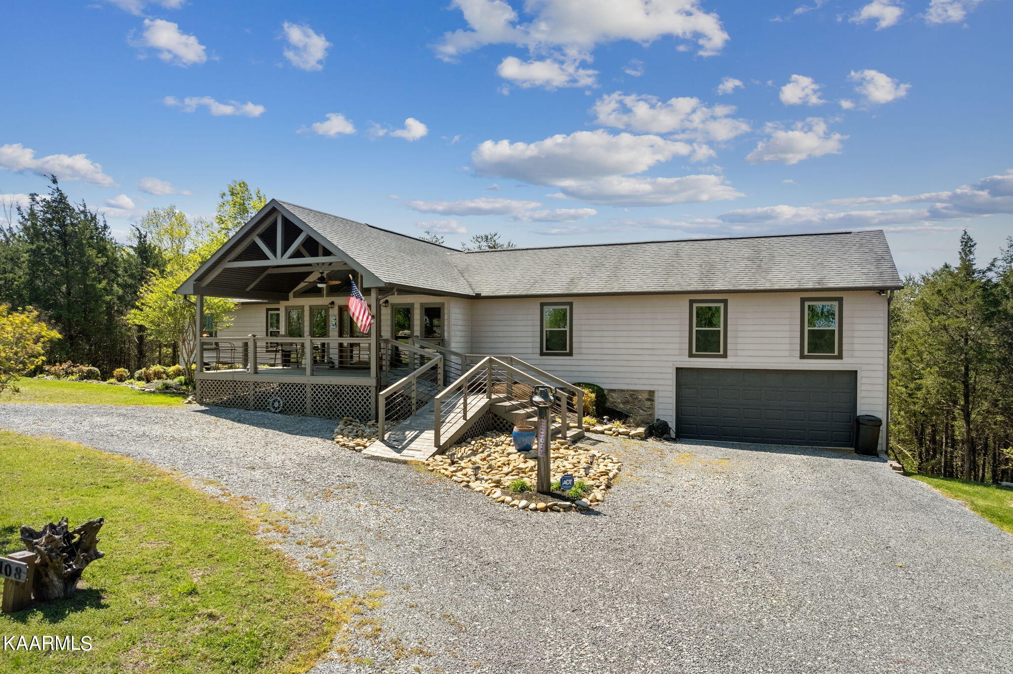 108 Bay View Point Sevierville, TN 37876 - Photo 1 of 39
