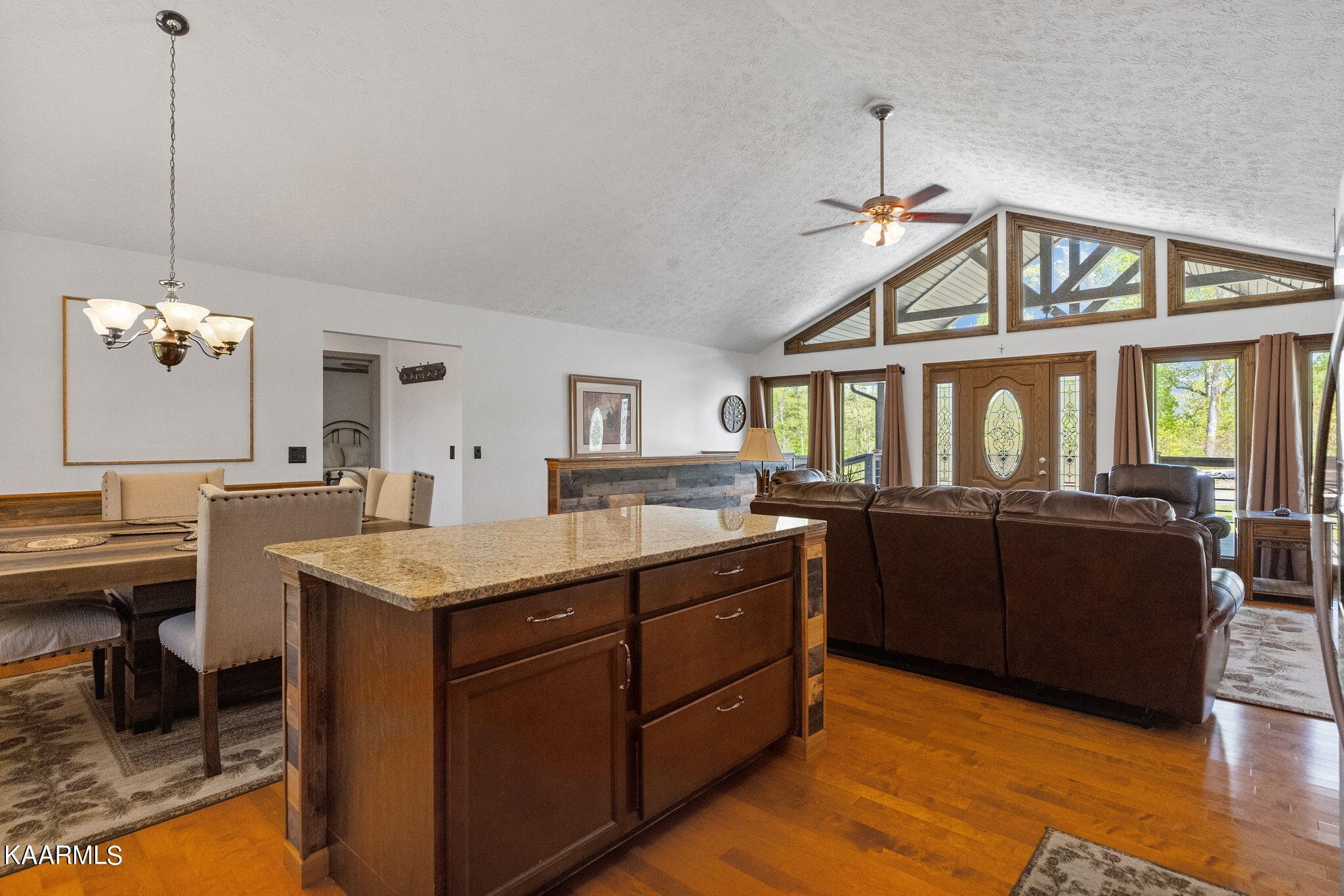 108 Bay View Point Sevierville, TN 37876 - Photo 12 of 39