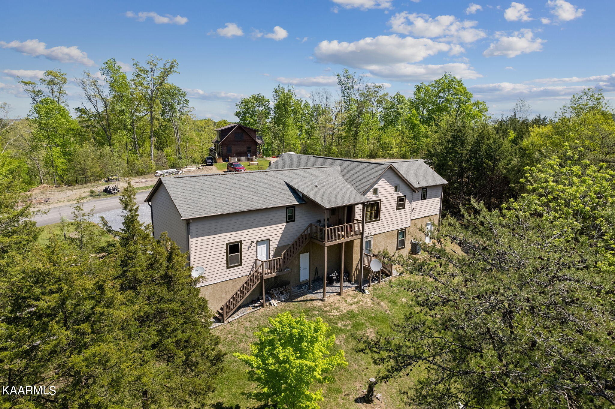 108 Bay View Point Sevierville, TN 37876 - Photo 5 of 39