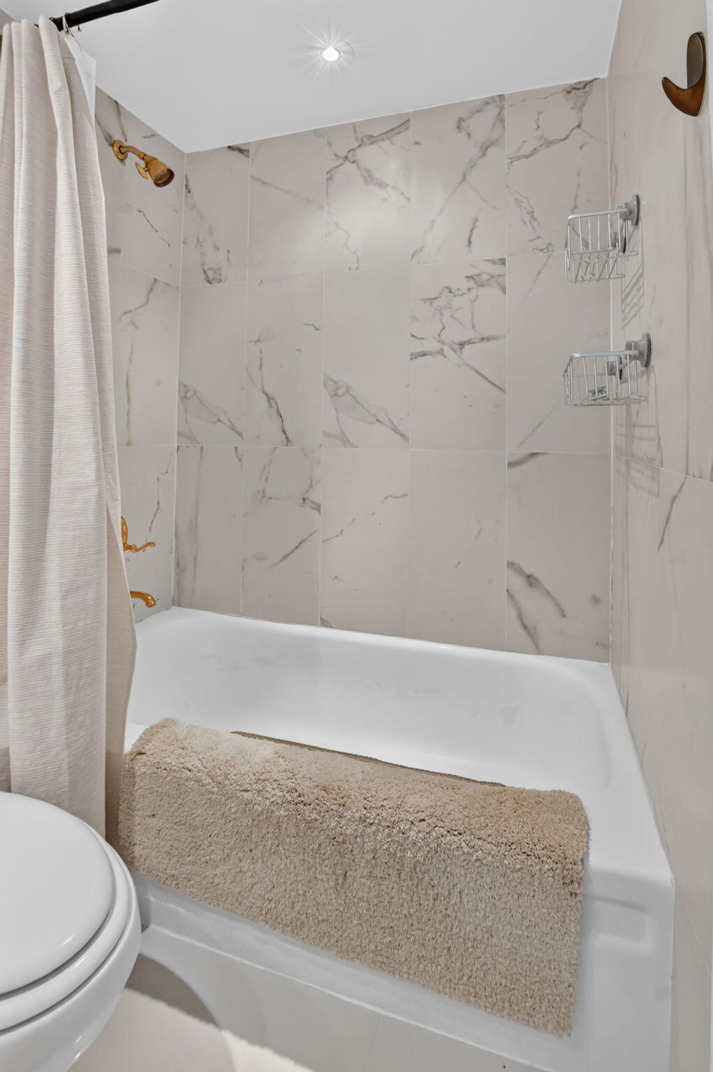 1061 Exeter Boca Raton, FL 33434 - Photo 17 of 82 18-web-or-mls-DSC_2929