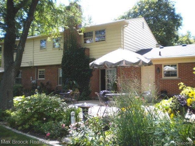 2857 Rambling Way Bloomfield Hills, MI 48302 - Photo 23 of 24 Rear View of Home