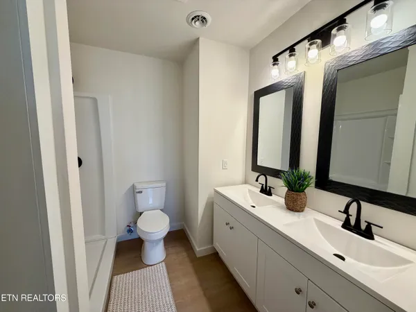 $339,900 | 7810 Brickyard Road, Powell, TN 37849