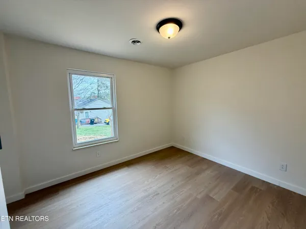 $339,900 | 7810 Brickyard Road, Powell, TN 37849