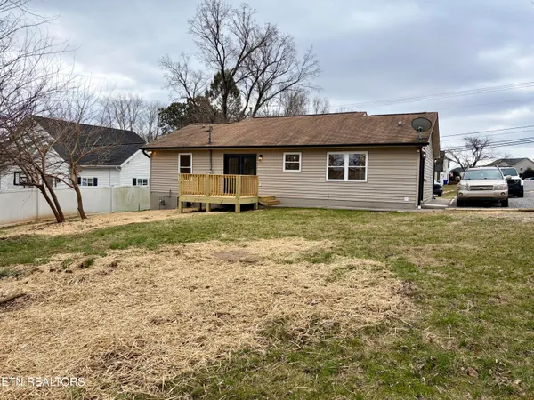 $339,900 | 7810 Brickyard Road, Powell, TN 37849