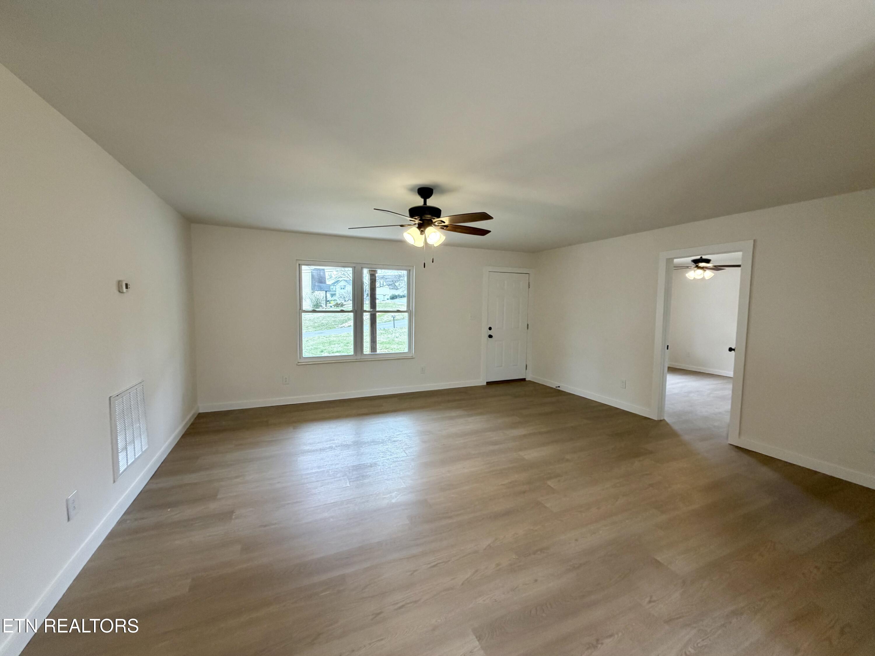 7810 Brickyard Road Powell, TN 37849 - Photo 7 of 27 IMG_7648