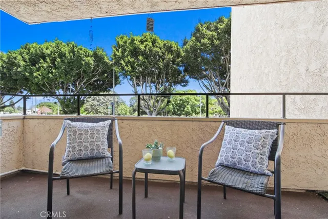 $439,000 | 26101 Vermont Avenue, Unit 103B, Harbor City, CA 90710