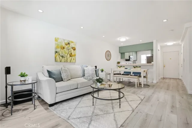 $439,000 | 26101 Vermont Avenue, Unit 103B, Harbor City, CA 90710