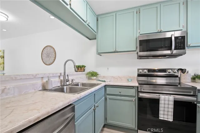 $439,000 | 26101 Vermont Avenue, Unit 103B, Harbor City, CA 90710