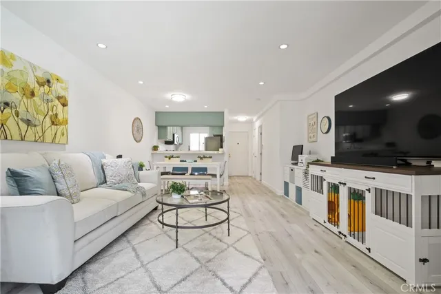 $439,000 | 26101 Vermont Avenue, Unit 103B, Harbor City, CA 90710