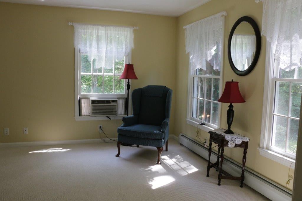21 Barnett Road Sutton, MA 01590 - Photo 15 of 30