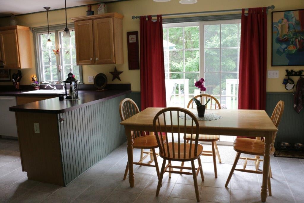 21 Barnett Road Sutton, MA 01590 - Photo 10 of 30