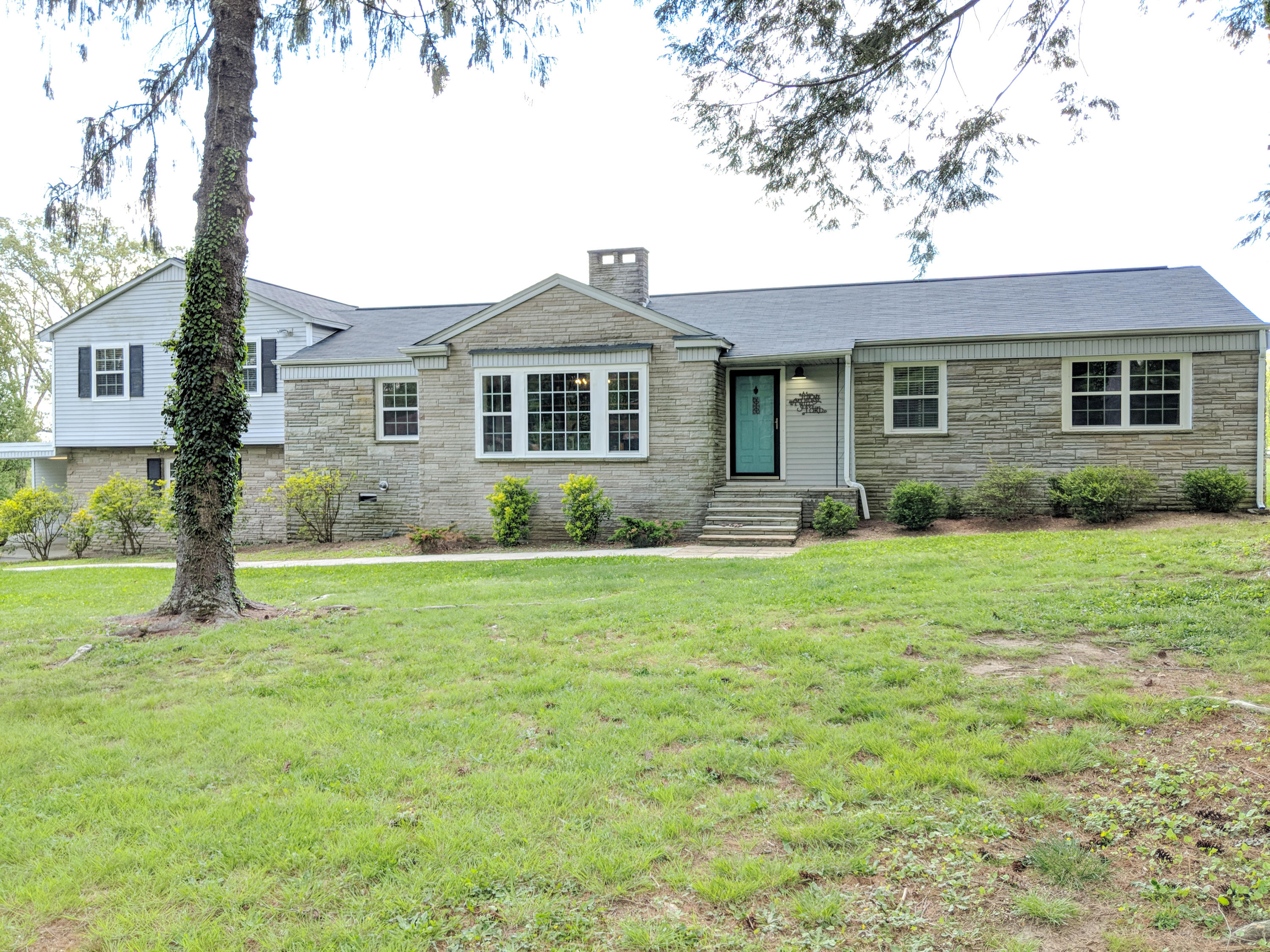 276 Dorton Road Crossville, TN 38555 - Photo 1 of 23 Street View