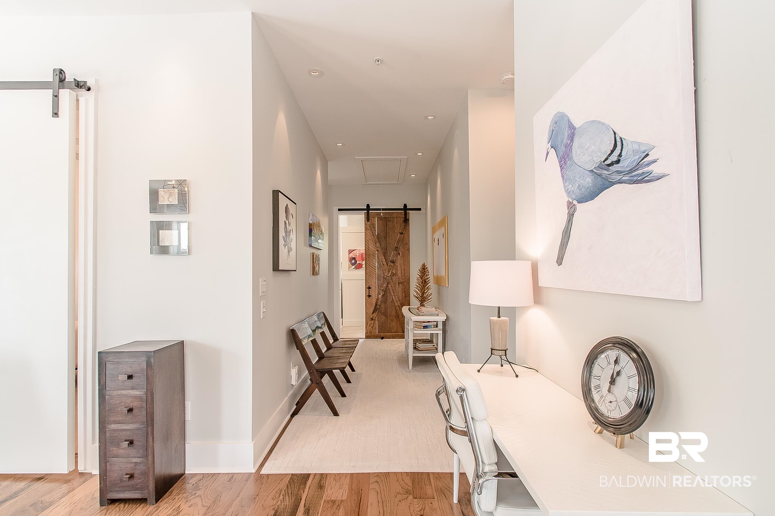 6 Minnich Court Fairhope, AL 36532 - Photo 19 of 50 Hallway to laundry