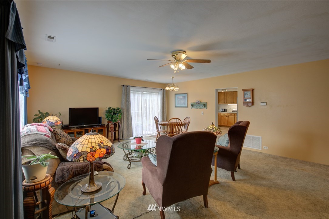 803 Clarke Road Aberdeen, WA 98520 - Photo 4 of 24 Gallery Image 4