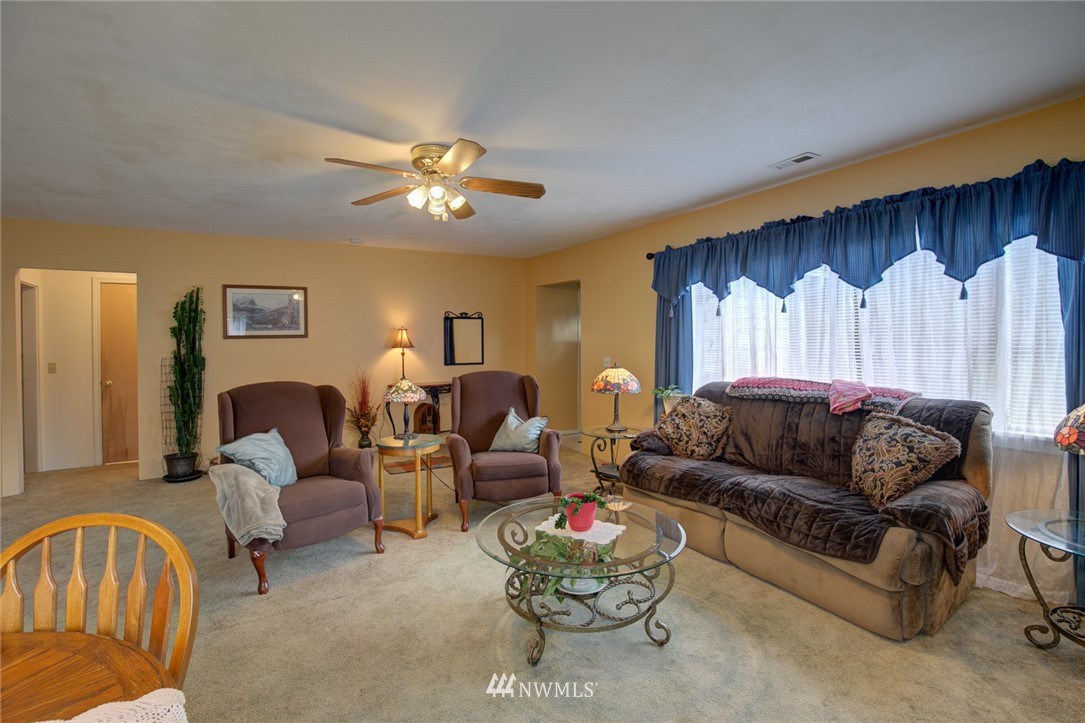 803 Clarke Road Aberdeen, WA 98520 - Photo 8 of 24 Gallery Image 8