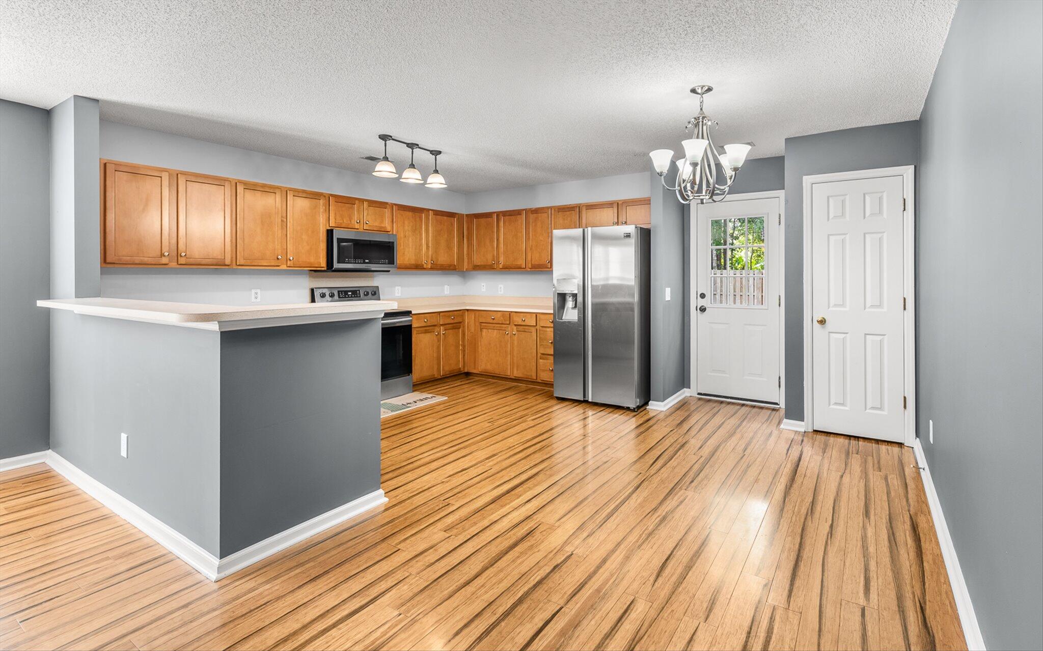 115 Avalon Road Summerville, SC 29483 - Photo 8 of 26 11-115 Avalon-11