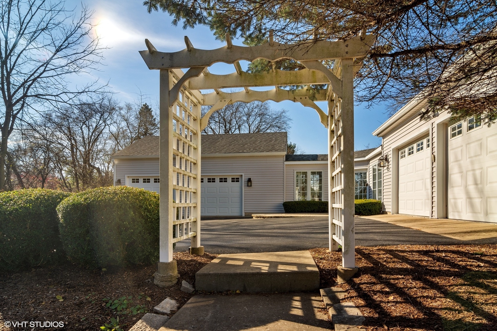 924 Stonefield Circle Inverness, IL 60067 - Photo 48 of 50 a view of a building with a tree