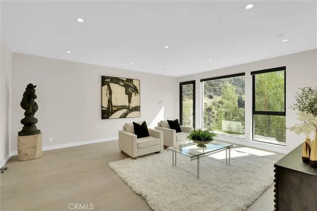 $6,670,000 | 2341 Zorada Court, Los Angeles, CA 90046