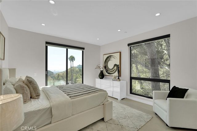 $6,670,000 | 2341 Zorada Court, Los Angeles, CA 90046
