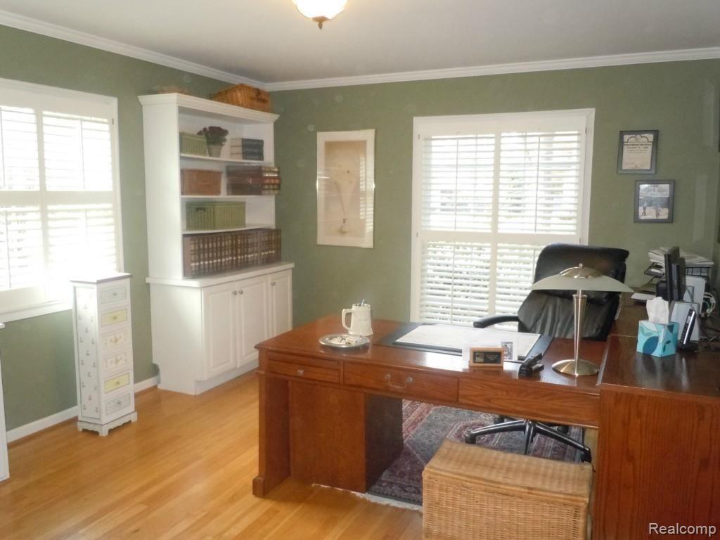 185 Merriweather Road Grosse Pointe, MI 48236 - Photo 9 of 32 Office.jpg