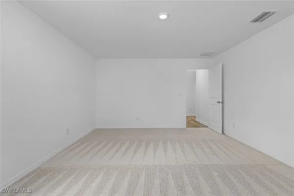 $399,900 | 835 General D MacArthur Avenue, LaBelle, FL 33935