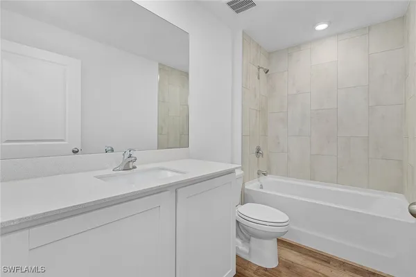$399,900 | 835 General D MacArthur Avenue, LaBelle, FL 33935