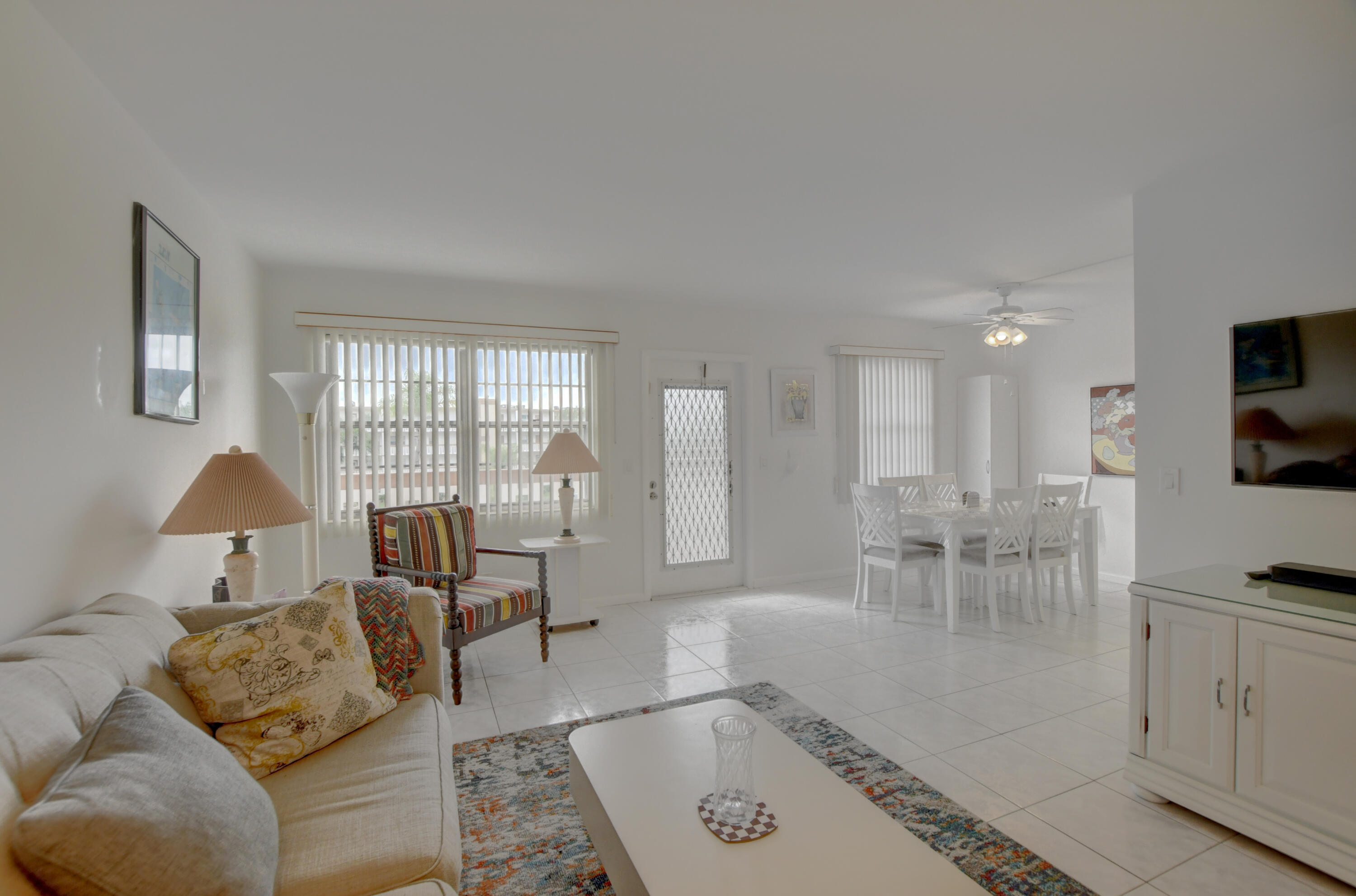 3046 Cornwall C, Unit 3046C Boca Raton, FL 33434 - Photo 6 of 71 06_ebf_3666_67_68_69_70