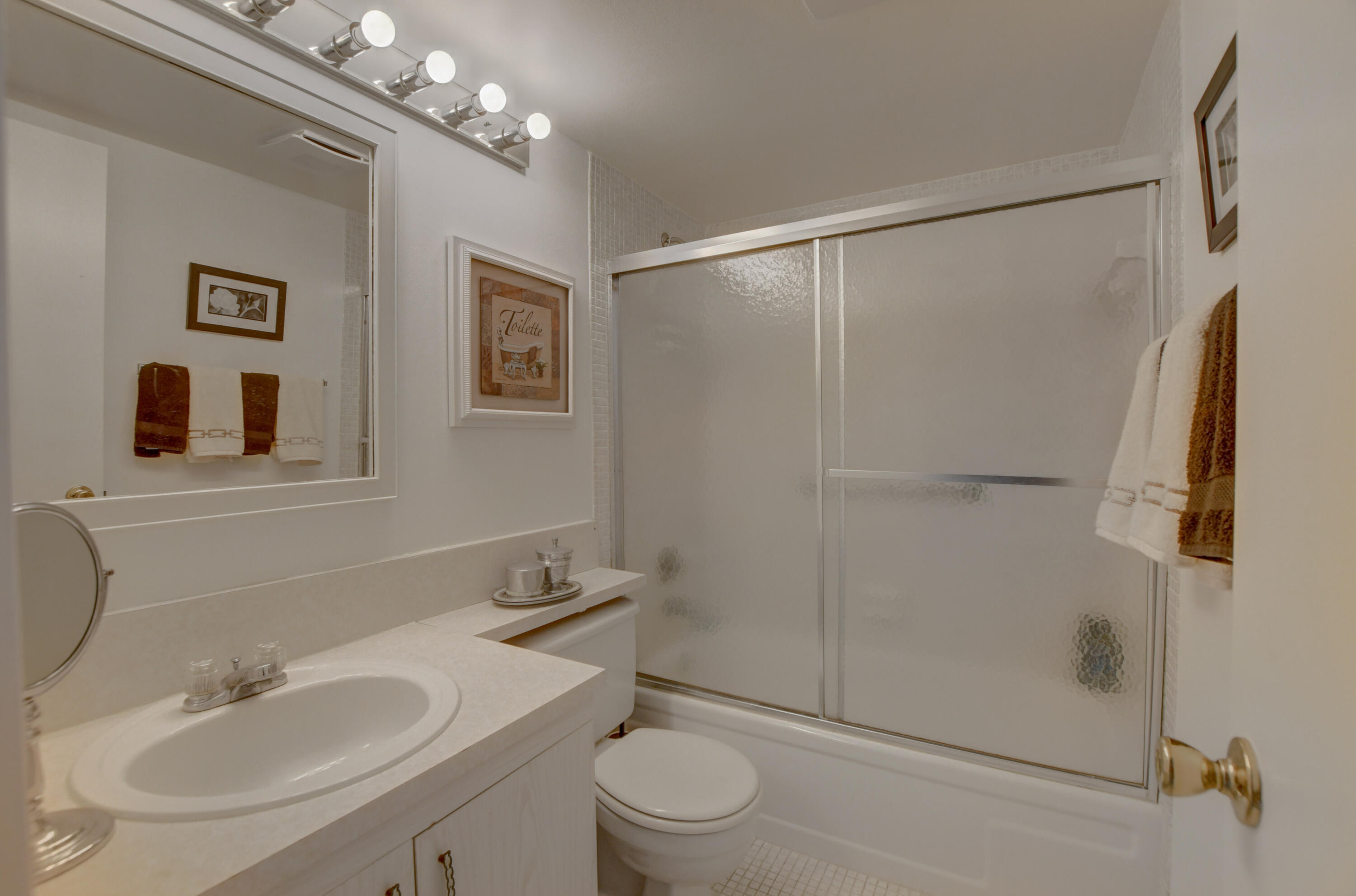 3046 Cornwall C, Unit 3046C Boca Raton, FL 33434 - Photo 10 of 71 10_ebf_3686_87_88_89_90