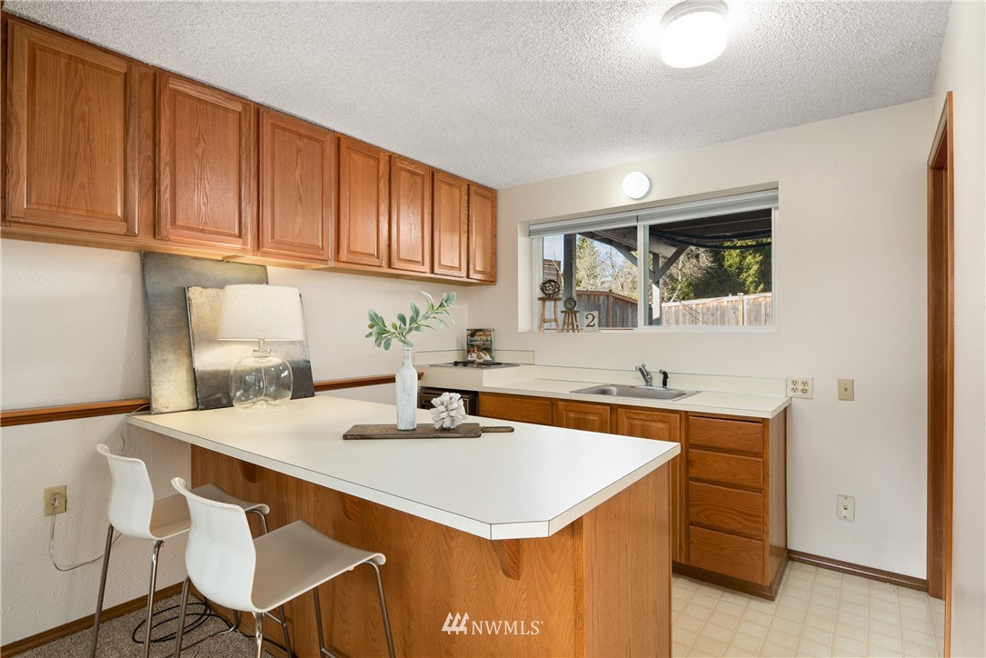 11830 Northeast 156th Street Bothell, WA 98011 - Photo 21 of 37 Gallery Image 21