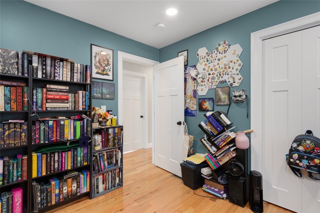 38 Overbrook Avenue Warwick, RI 02889 - Photo 26 of 41