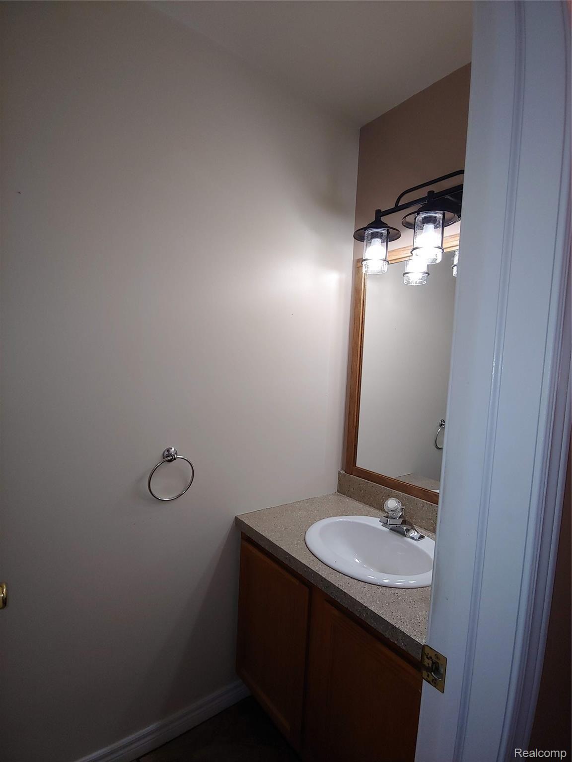 554 Mayer Road Columbus, MI 48063 - Photo 6 of 30 20190514_143422.jpg