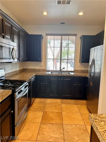 $2,250 | 8465 Adams Grove Street, Las Vegas, NV 89139