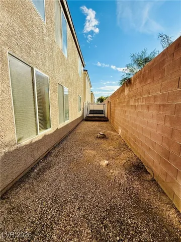 $2,250 | 8465 Adams Grove Street, Las Vegas, NV 89139