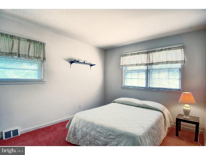 502 Howard Road Cherry Hill, NJ 08034 - Photo 14 of 20 Bedroom 2