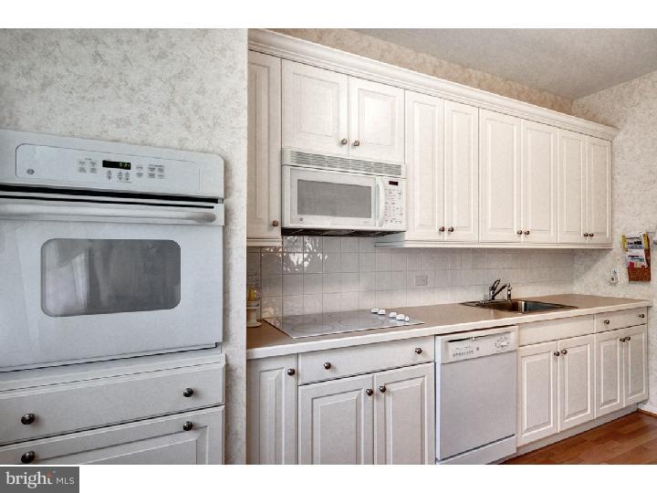 502 Howard Road Cherry Hill, NJ 08034 - Photo 9 of 20 Kitchen