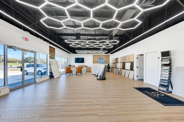 $1,800,000 | 809 North Cocoa Boulevard, Unit 102, Cocoa, FL 32922