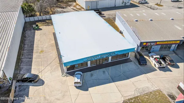 $1,800,000 | 809 North Cocoa Boulevard, Unit 102, Cocoa, FL 32922