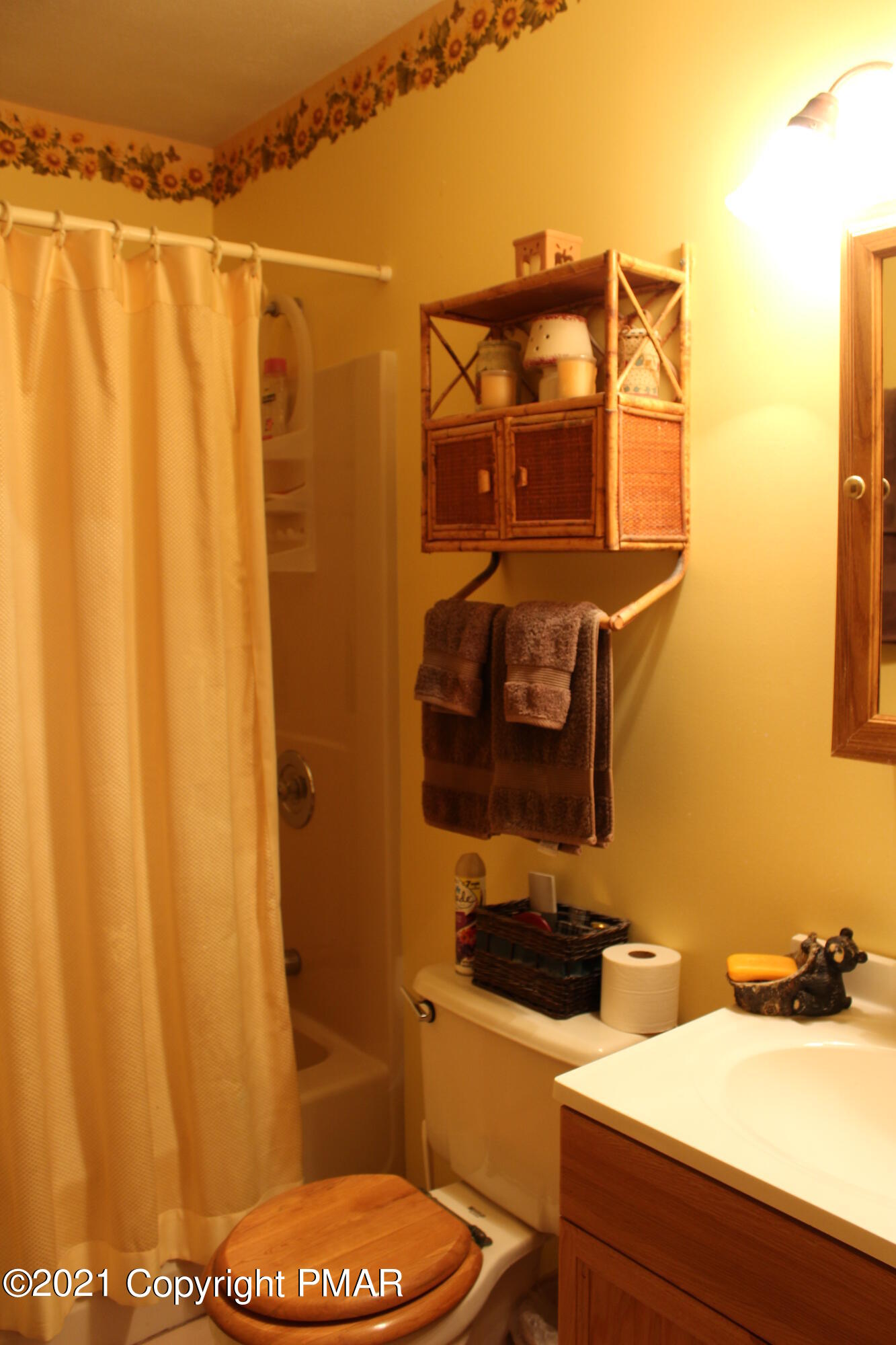 4208 Winchester Way Bushkill, PA 18324 - Photo 22 of 44 a bathroom with a sink a toilet and shower