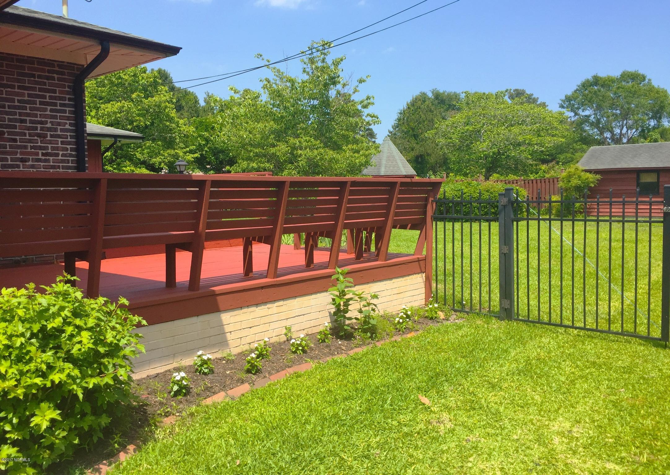 3937 Halifax Road Wilmington, NC 28403 - Photo 35 of 50 Back deck