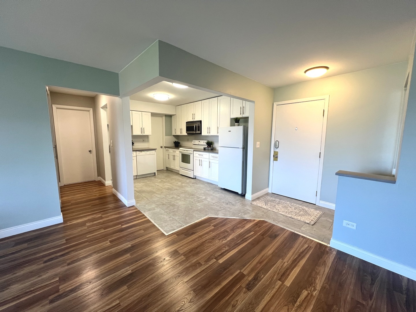 2218 South Goebbert Road, Unit 393 Arlington Heights, IL 60005 - Photo 13 of 20