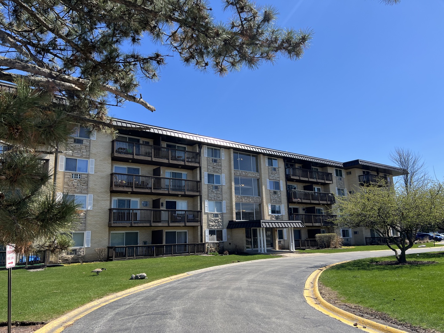 2218 South Goebbert Road, Unit 393 Arlington Heights, IL 60005 - Photo 20 of 20