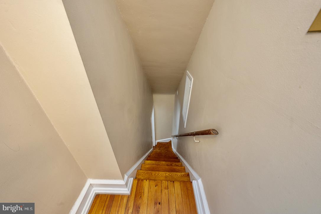 518 West Beechtree Lane Wayne, PA 19087 - Photo 31 of 42 Gallery Image 31