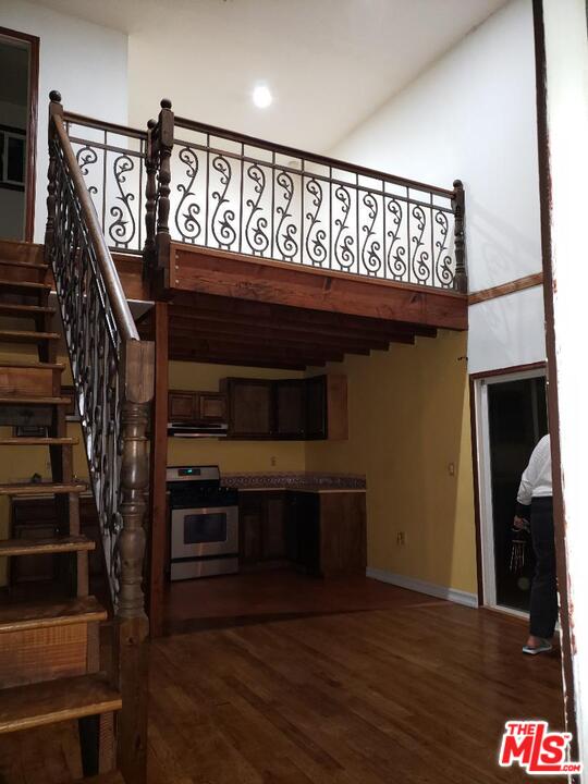 2637 Virginia Road Los Angeles, CA 90016 - Photo 12 of 14 Gallery Image 12