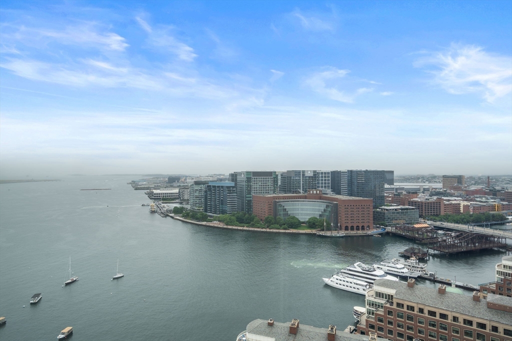 85 East India Row, Unit 28F Boston, MA 02110 - Photo 3 of 24