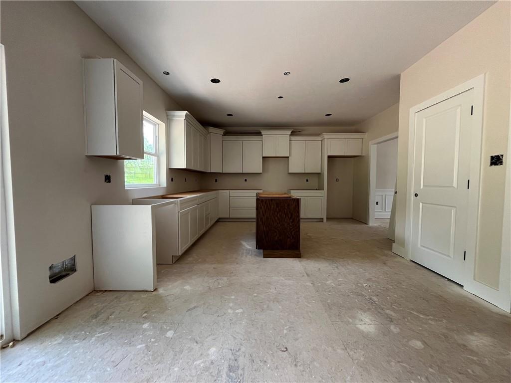 5261 Turner Road Gibsonia, PA 15044 - Photo 15 of 35 Kitchen - angle #3