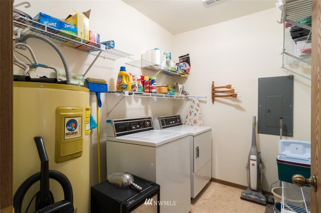 152 Spader Bay Road Chelan, WA 98816 - Photo 16 of 25 Gallery Image 16