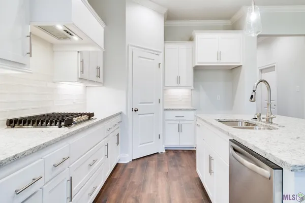$355,490 | 12071 Clare Court, Geismar, LA 70734