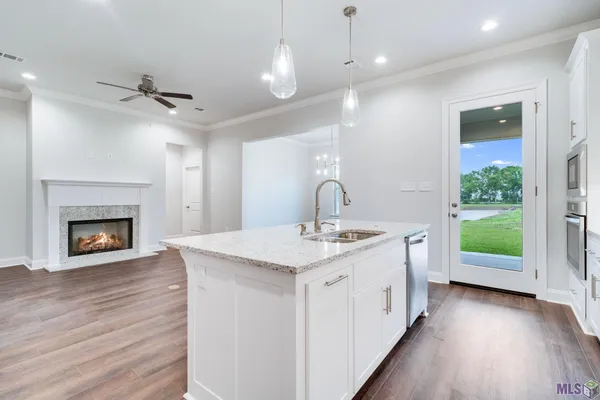 $355,490 | 12071 Clare Court, Geismar, LA 70734